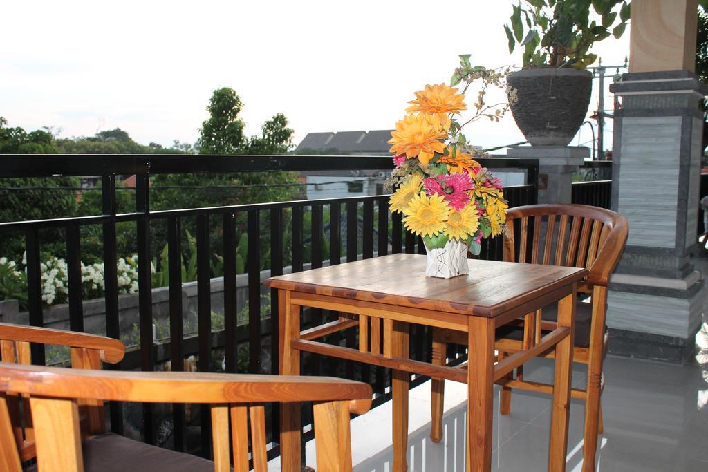 Wijaya Guesthouse Canggu Exteriör bild
