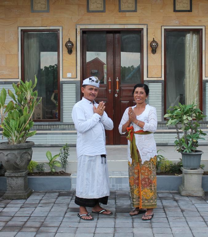Wijaya Guesthouse Canggu Exteriör bild